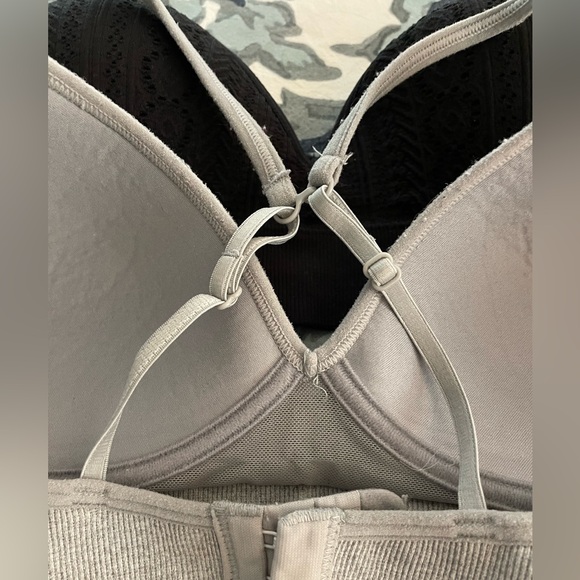 ⭐️SALE- NWOT Wire-Free Bras - 36A (2) - Picture 4 of 4